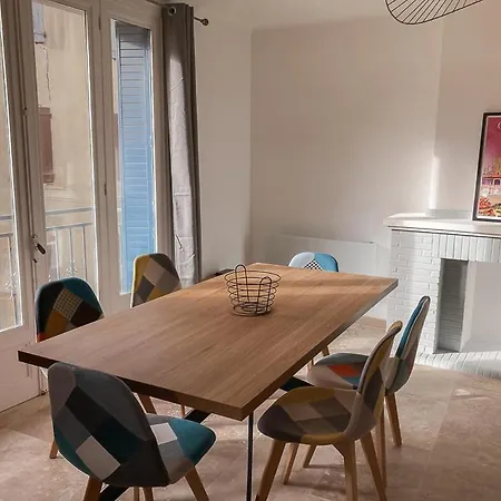 Appartamento Le Grand Répu T4 Spacieux Rénové, Centre-ville