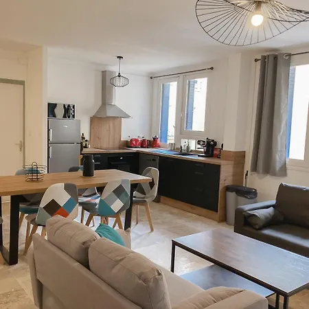 Appartamento Le Grand Répu T4 Spacieux Rénové, Centre-ville